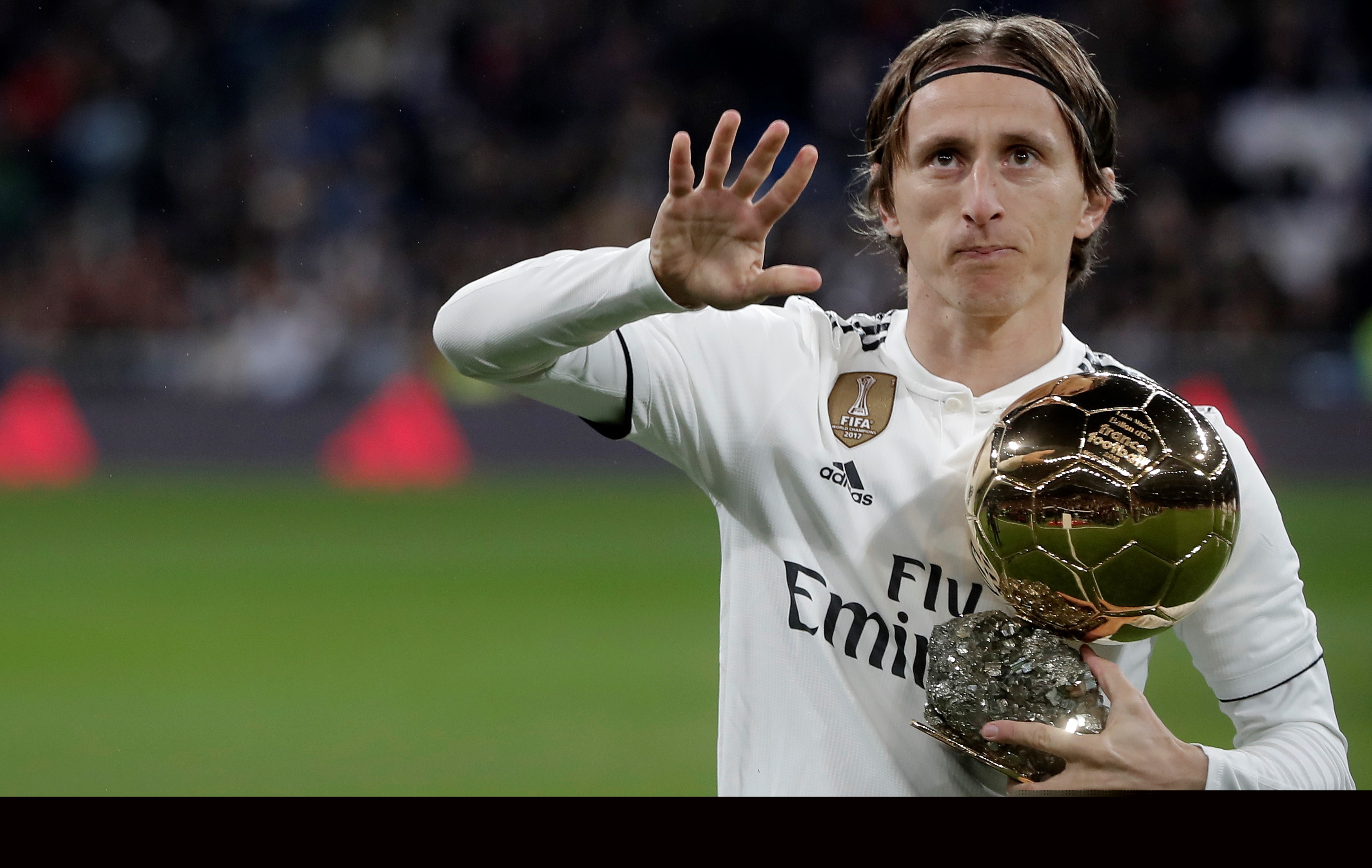 姆巴佩西甲赛季前11场进13球，本世纪皇马球员仅次于C罗