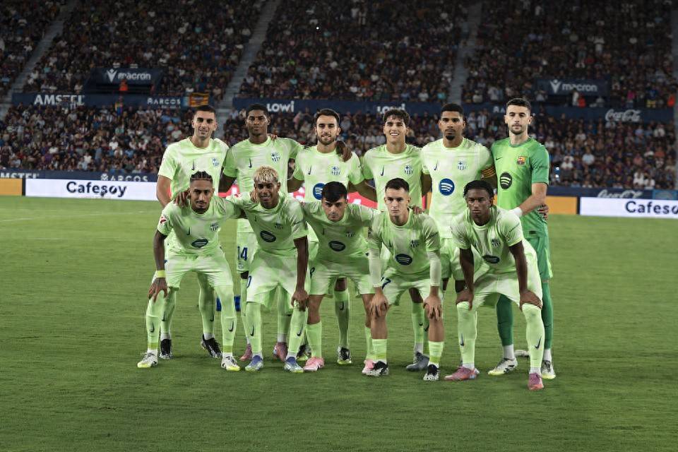 掘金半场4人得分上双，约基奇10分6助攻4篮板